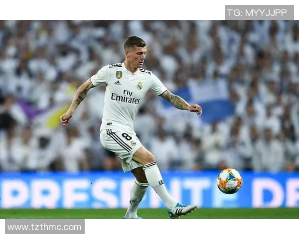 足球明星段位解析：从青训新星到世界顶级球员的成长之路